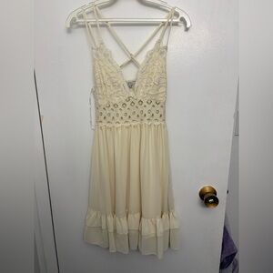 Love Tree Cream Lace Dress